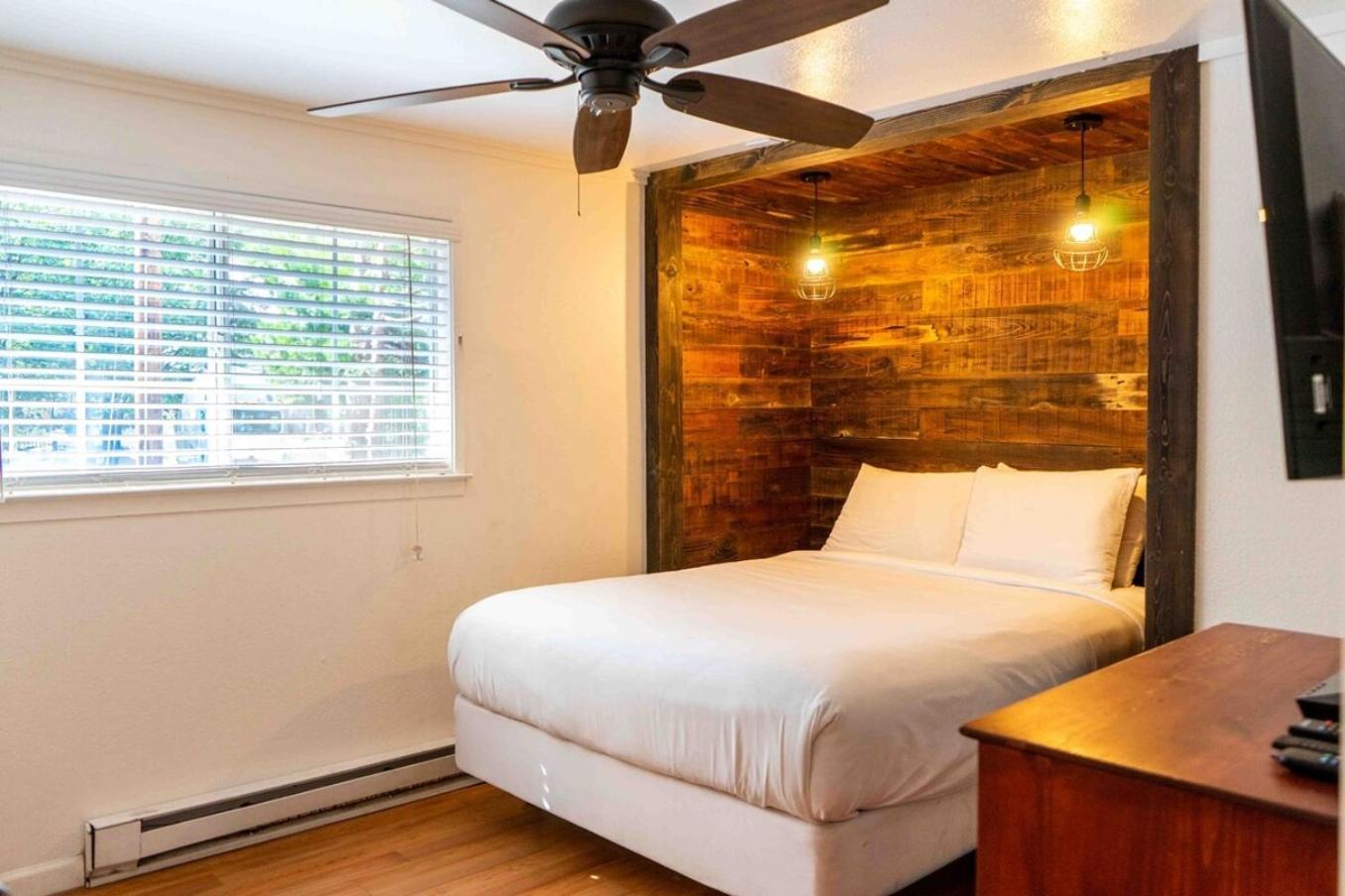 Miners Suite-Centrally Located In Shaver Lake 셰이버호 외부 사진