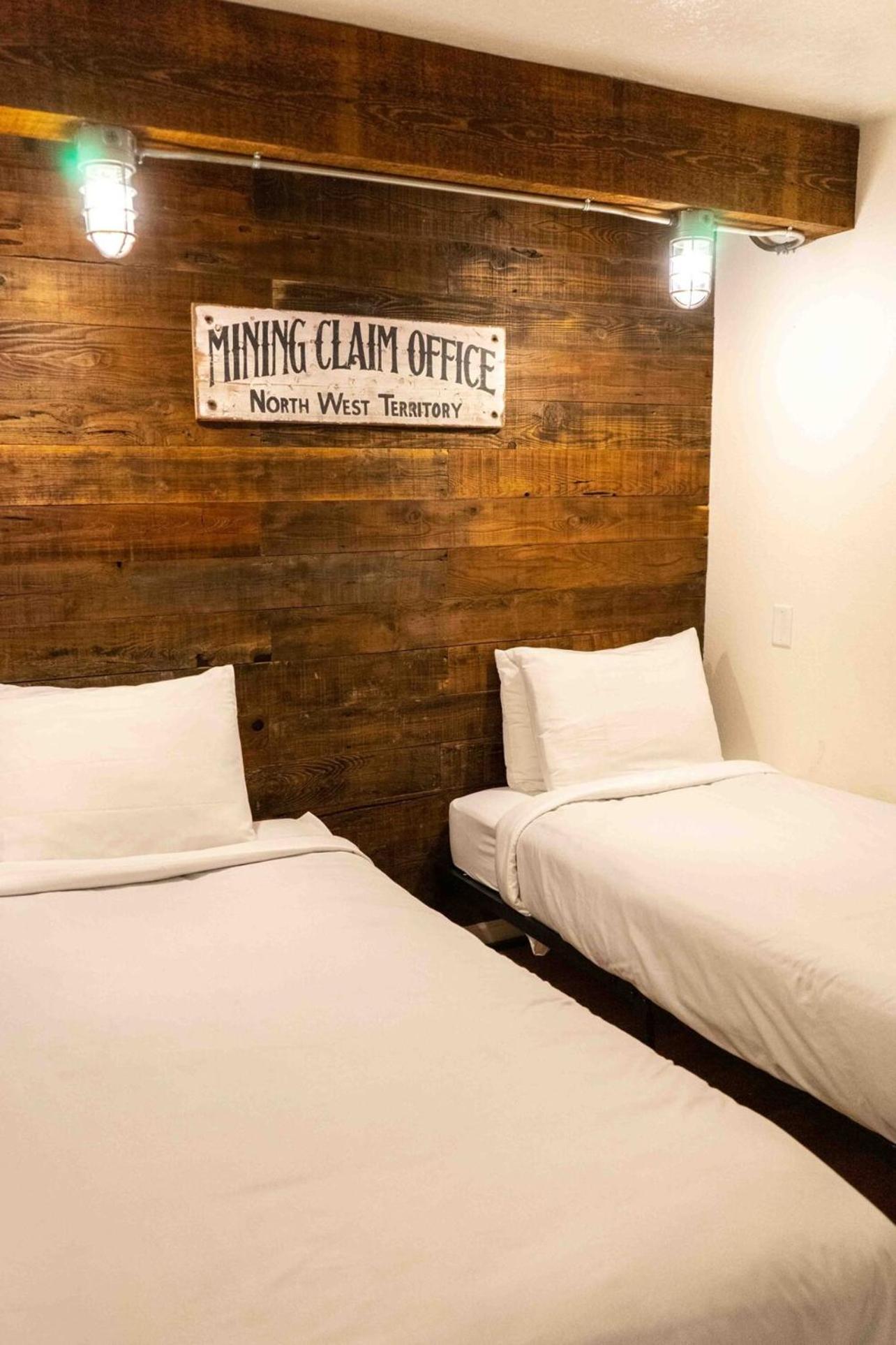 Miners Suite-Centrally Located In Shaver Lake 셰이버호 외부 사진