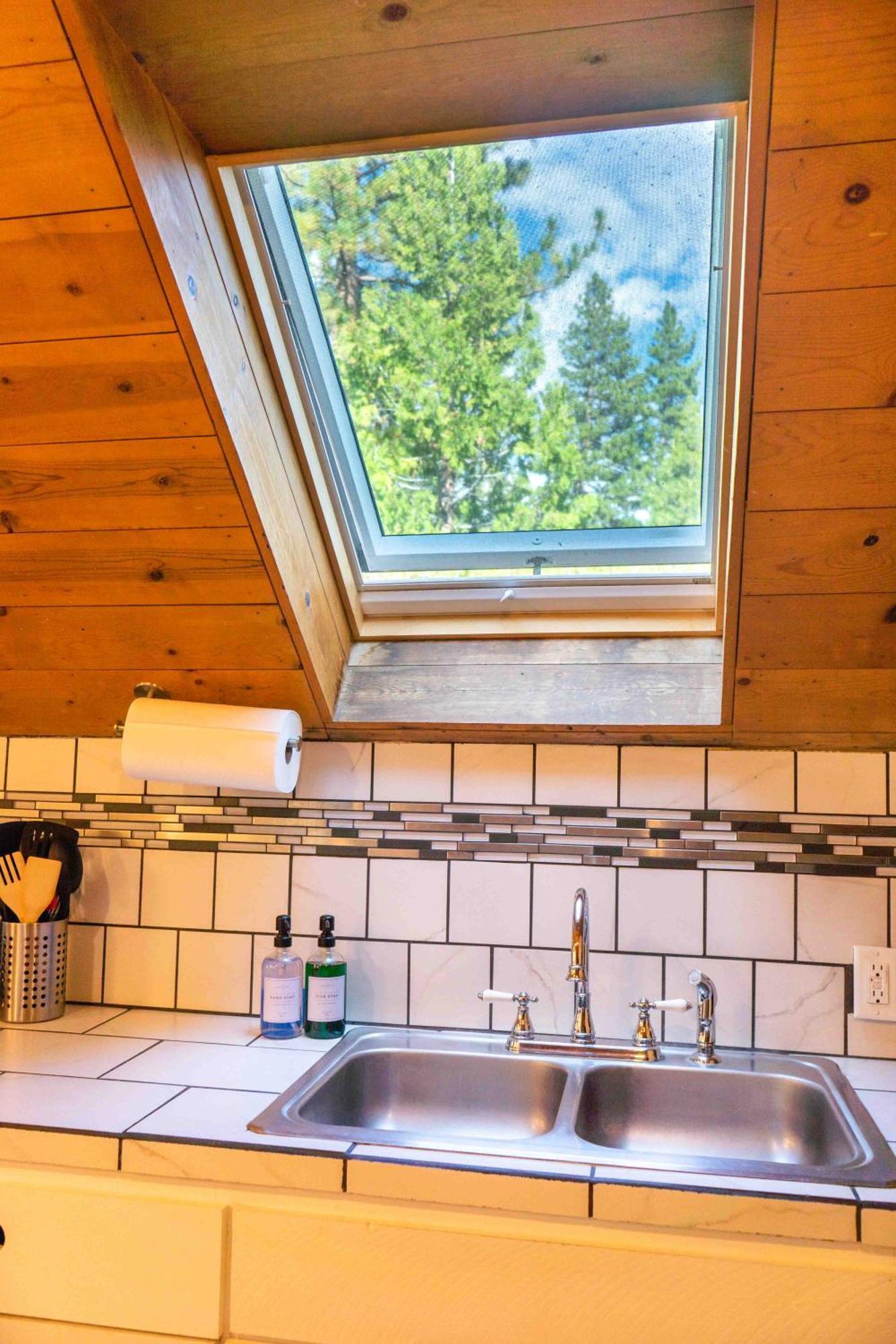 Miners Suite-Centrally Located In Shaver Lake 셰이버호 외부 사진