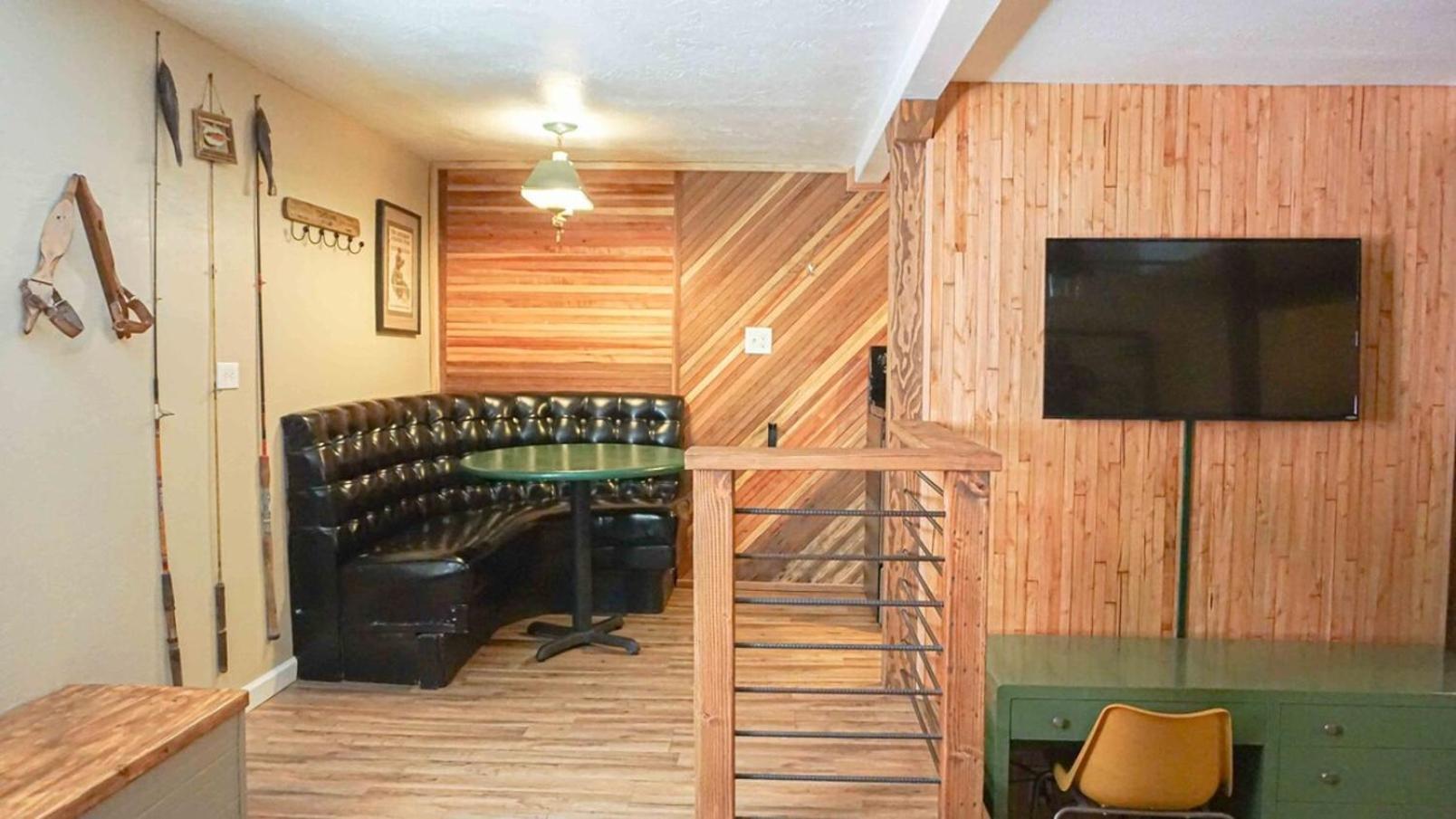 Miners Suite-Centrally Located In Shaver Lake 셰이버호 외부 사진